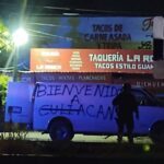 Abandonan camioneta con doce cuerpos en Culiacán